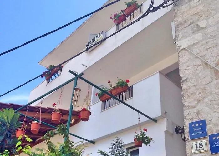 Ana Tudor Apartman Hvar Town