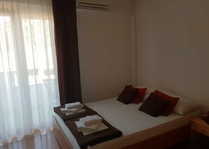 Ana Tudor Apartman Hvar Town